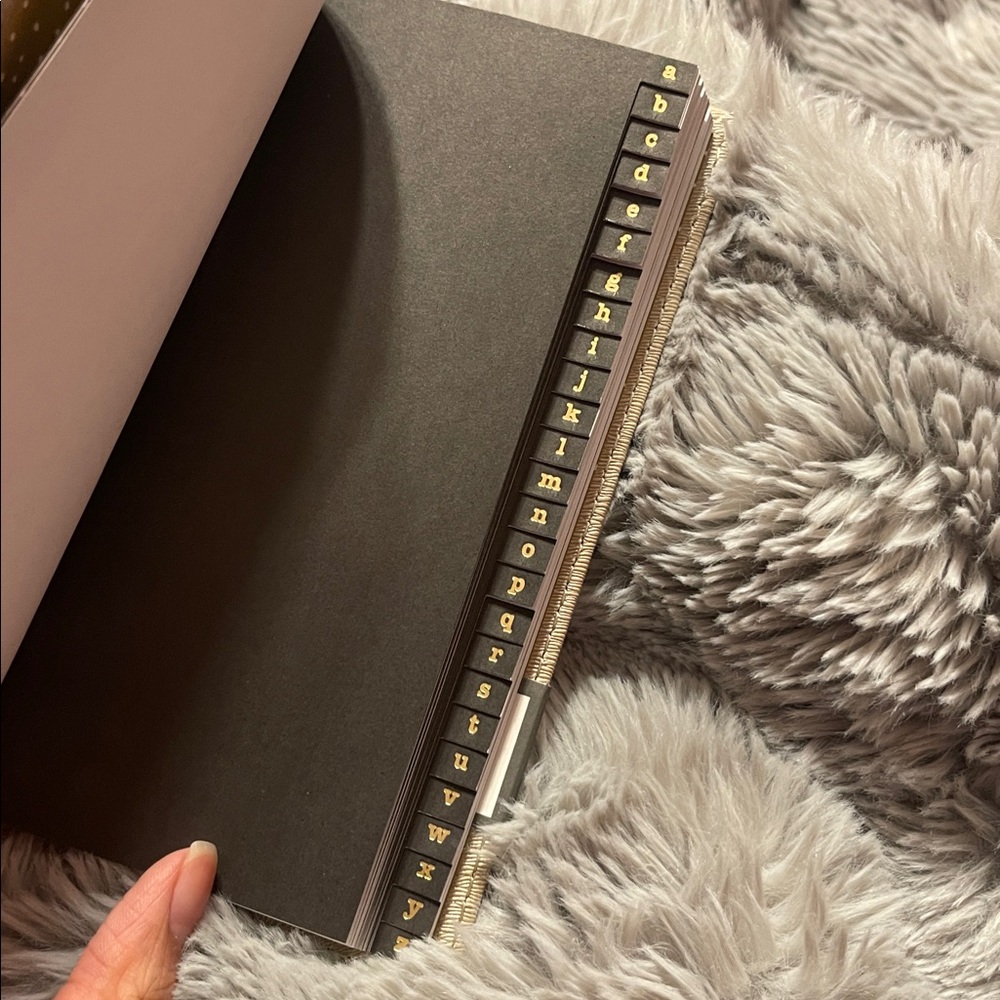 Password Keeper Notebook - Picture 2 of 4